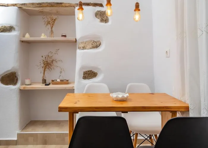 Feel The Serenity 2 * Galini (Naxos)